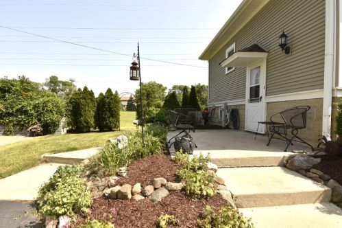 4145 92, Milwaukee WI 53228-2131 exterior