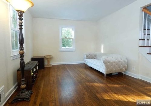 739 Walnut Ave, Cranford NJ  07016-3377 exterior