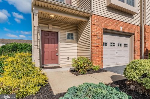 105 Stonecrest Ln, Navy Sup Dpt, PA 17050-4007