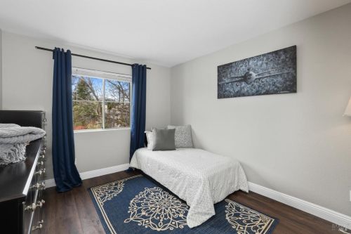 912 Celestine Cir, Vacaville CA  95687-7852 exterior