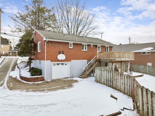 903 Wible Run Rd, Pittsburgh, PA 15209-1036