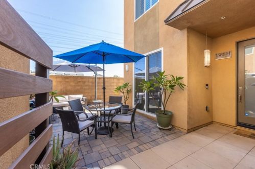 1588 Artesia Sq, Gardena, CA 90248