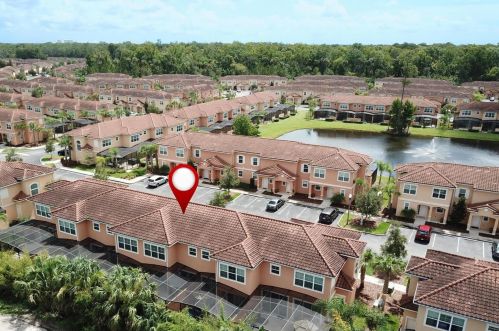 2616 Roadster Ln, Kissimmee, FL 34746-7129