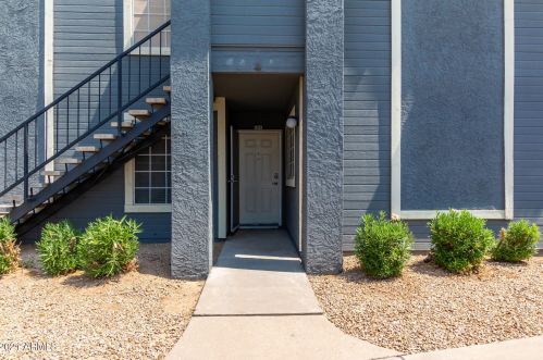 255 Kyrene Rd, Chandler, AZ 85226-2702