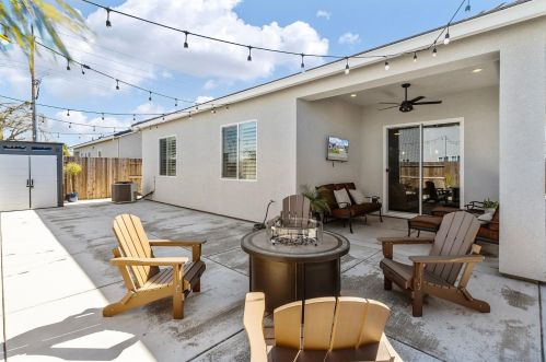 1219 Sephos St, Manteca CA  95337 exterior