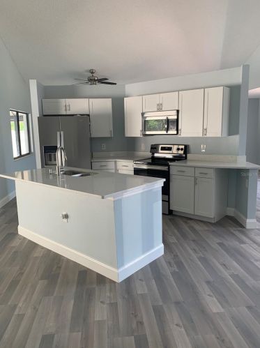 341 Blue Bayou Dr, Kissimmee FL  34743-6108 exterior