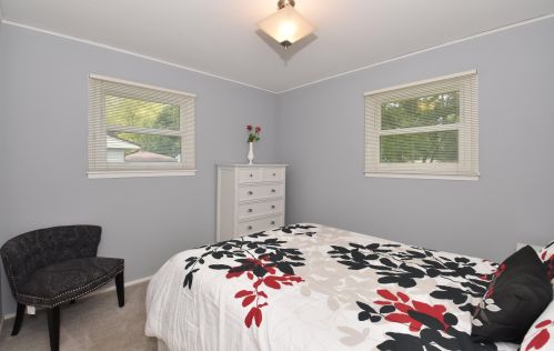 1647 Rushmore Dr, Waukesha WI  53188-2213 exterior