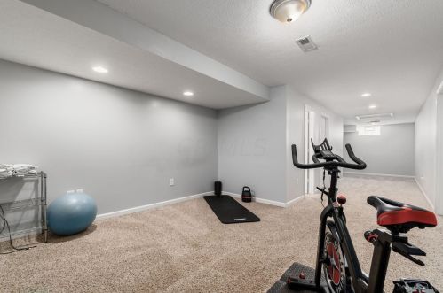 103 Glen Crossing Dr, Pataskala OH  43062 exterior