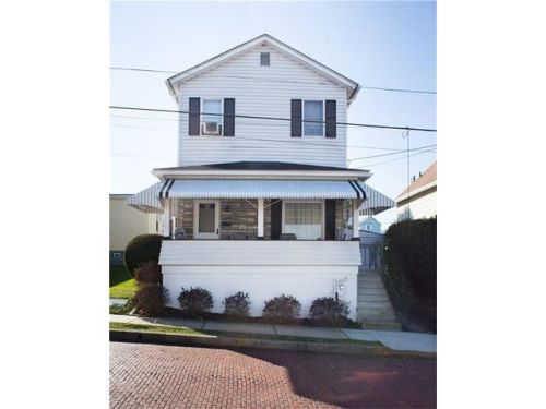 333 Sycamore St, Vandergrift, PA 15690-1427