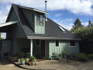 2370 Jefferson St, Eugene, OR 97405-2410
