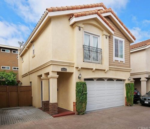 13747 Cordary Ave, Hawthorne, CA 90250-7410