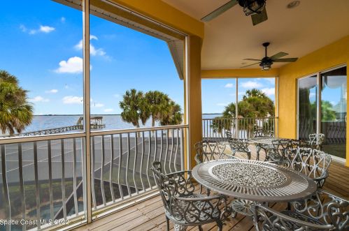 3618 Indian Riv Dr, Cocoa FL 32926-8705 exterior