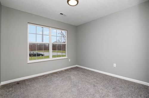 5 Sutton Way, Amelia OH  45102-2365 exterior