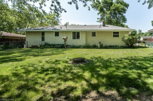 2639 Cedar Ave, Saint Paul, MN 55110-4563