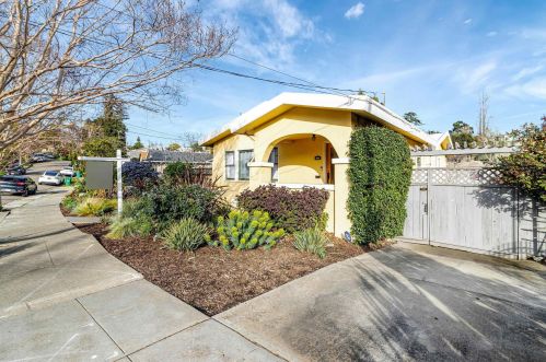 2800 Kingsland Ave, Oakland CA  94619-3325 exterior