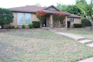 1017 Baxter Dr, Plano TX  75025-2516 exterior