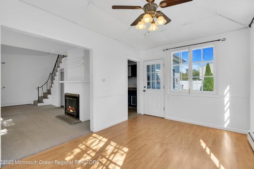 45 Washington Ave, Leonardo NJ  07737-1411 exterior