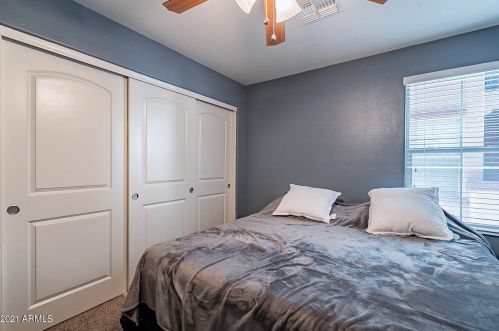 1945 77 Dr, Phoenix AZ 85033-2453 exterior