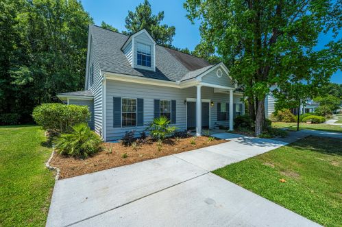 3376 Queensgate Way, Mount Pleasant, SC 29466-9001
