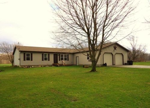 6502 Linesville Rd, Hartstown, PA 16131-2524