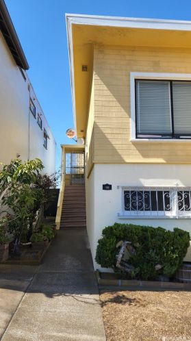 16 Crestview Ave, Daly City, CA 94015-4501