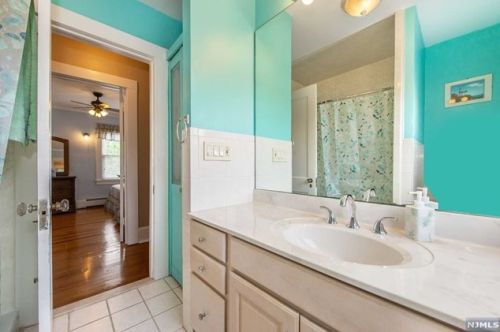 77 1st Ave, West Paterson NJ  07424-1531 exterior