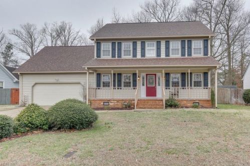 1524 Plantation Lk Cir, Chesapeake VA  23320-8111 exterior