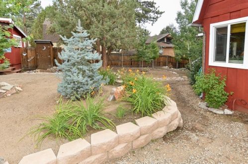 1063 H Ln, Big Bear City CA  92314-9693 exterior