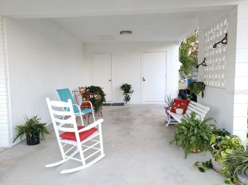 2355 Hillside Ave, Orange City, FL 32763-7748