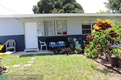 1414 59th Ter, Hollywood FL  33021-4546 exterior