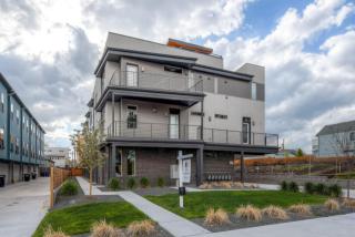 1807 Irving St, Denver CO  80204-1653 exterior