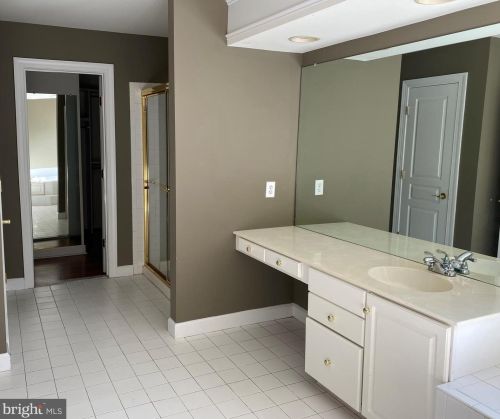 2123 Basswood Dr, Miquon PA 19444-2328 exterior