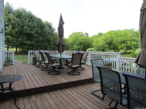 13 Liberty Ct, Montgomery NY  12549-2041 exterior