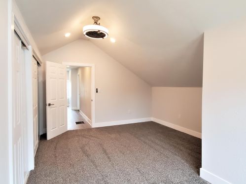 215 Vienna Ave, Milwaukee WI 53212-4102 exterior