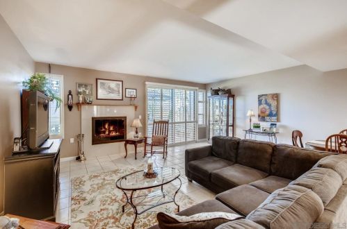 17906 Villamoura Dr, Poway, CA 92064-1000