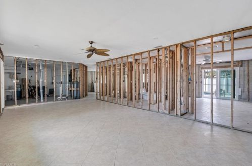 193 Hibiscus Dr, Fort Myers Beach FL  33931-3831 exterior