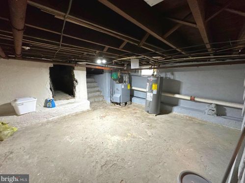 7521 River Rd, Camden NJ  08110-3422 exterior