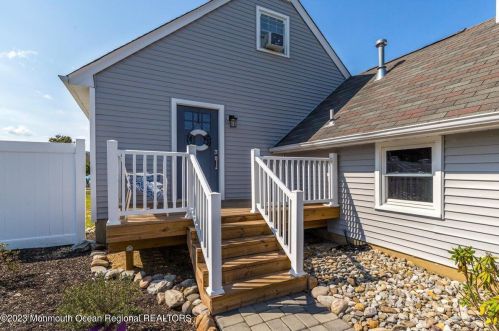 46 Perry Dr, Bricktown NJ  08723-7522 exterior