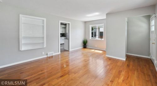 708 23rd Ave, South Saint Paul MN  55075-1321 exterior