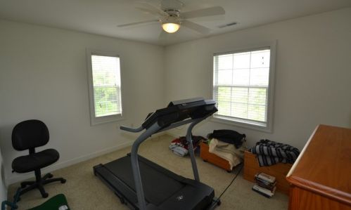 2660 Hidden Dr, Milwaukee WI 53221-3241 exterior