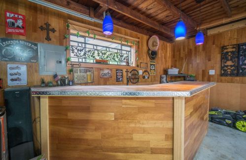 3045 48th St, Milwaukee WI 53219-3306 exterior