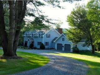 562 Old Bow Rd, Weathersfield, VT 05156-9249