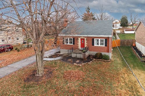86 Edgewood Rd, Covington, KY 41017-2326
