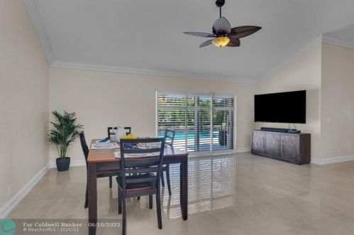 16373 11th St, Hollywood FL 33027-5050 exterior