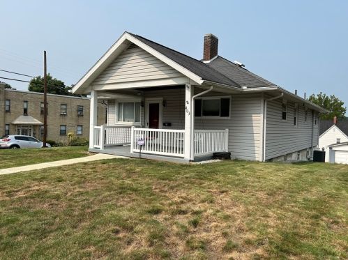 403 Pershing Dr, New Kensington, PA 15068-5926