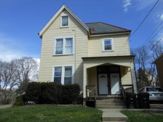 1240 Sunset Ave, Cincinnati OH  45205-1575 exterior