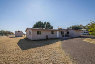 7813 Carole Ln, Glendale, AZ 85303-1513
