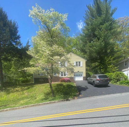 21 Kent Rd, White Plains, NY 10603-3105
