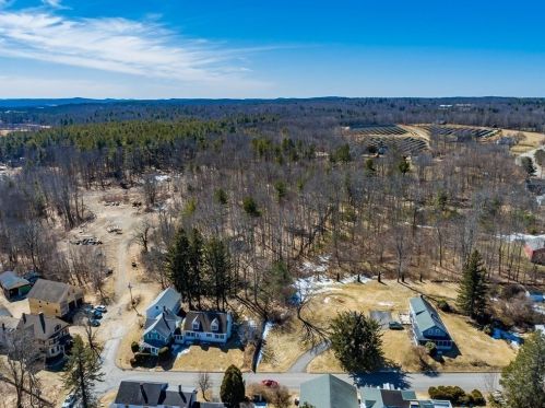 3 Newton St, Barre, MA 01005-8712