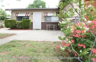 8650 Fanita Dr, Santee CA  92071-4022 exterior